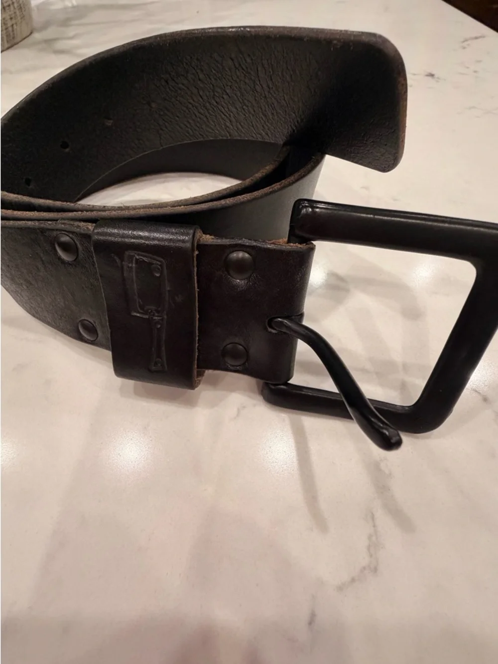 Black Leather Men's Belt with Matte Black Buckle